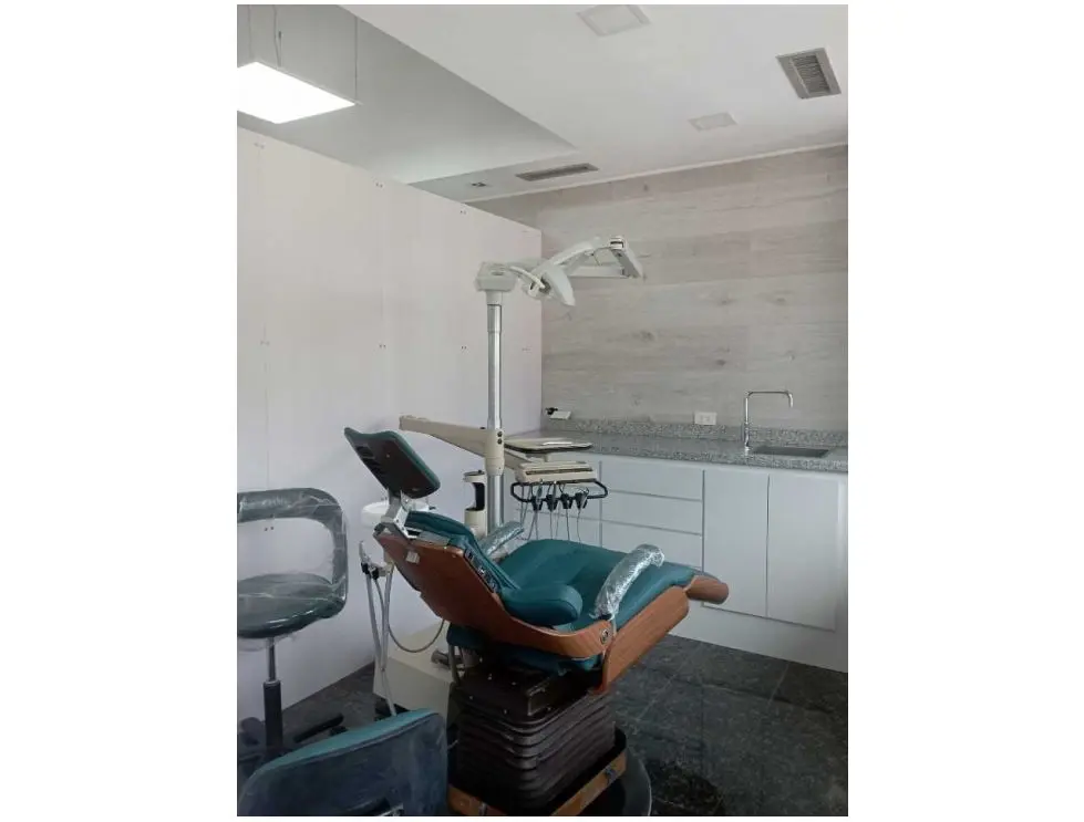Vendo consultorio Médico Odontológico 53m2 / San Bernardino 0140 - 9