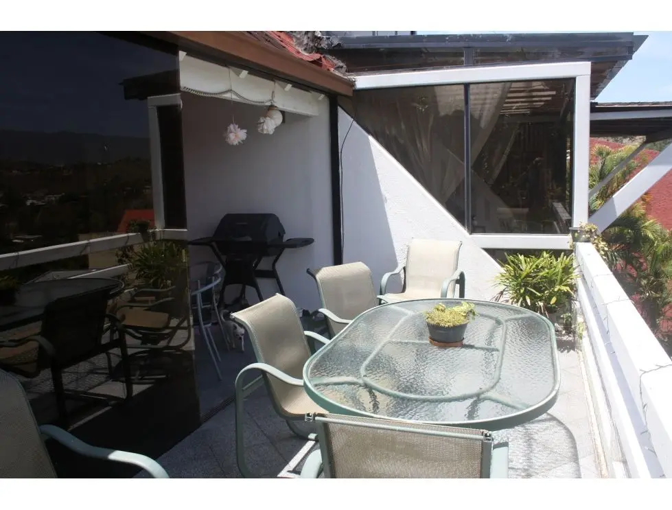 Se vende casa 600m2 5h/5b/4p El Peñon 6808 - 5