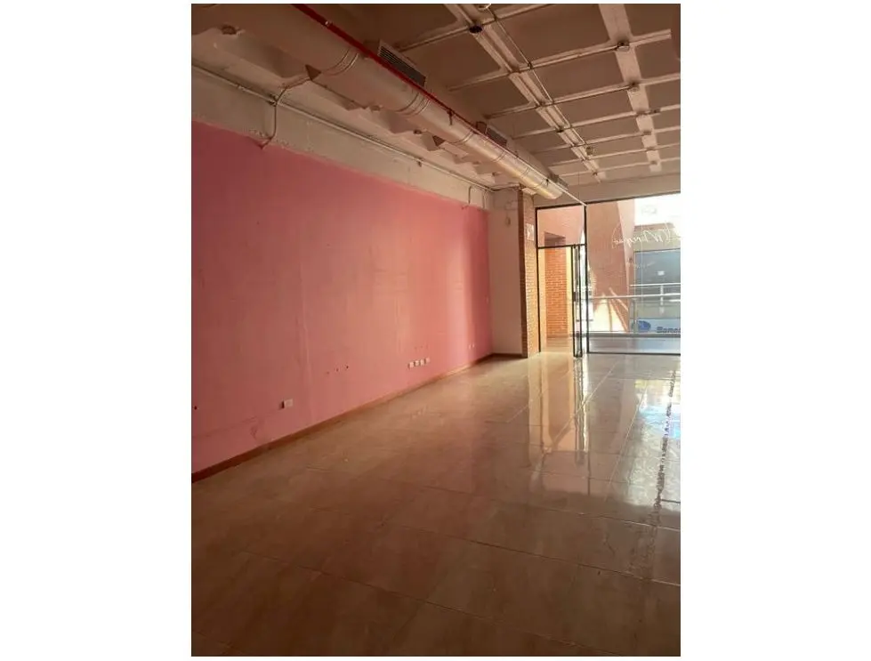 Local comercial de 65m2 en alquiler C.C Plaza las Américas