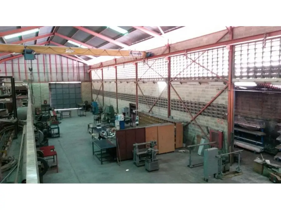 En Venta Galpon Zona Industrial en Guarenas. Estado Miranda - 16