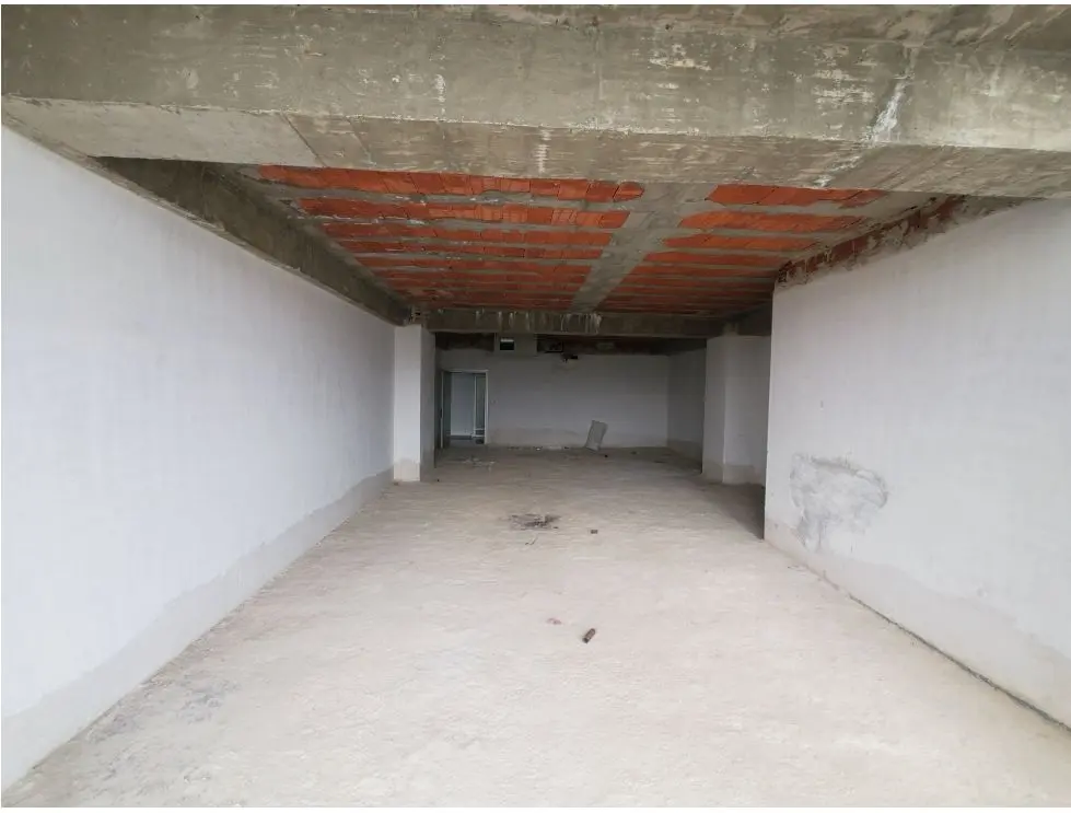 Vendo oficina 89mts2 Los Dos Caminos - 11