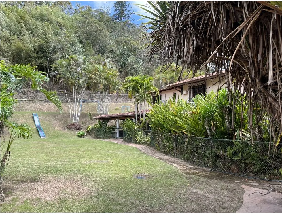 Vendo casa 558m2 5h+2s/5.5b+s/7p La Lagunita C. Club 3148 - 10