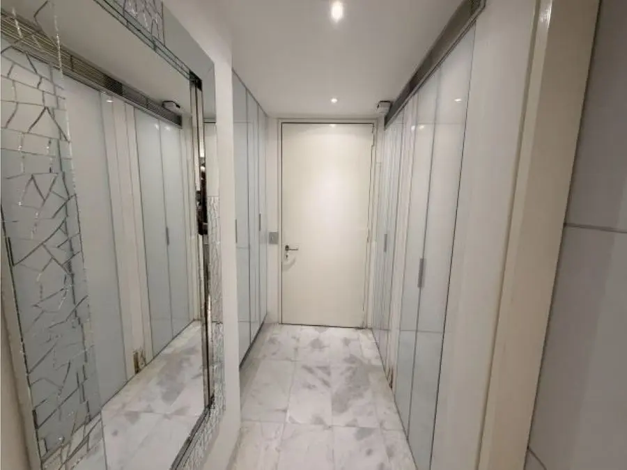 Exclusivo Apartamento en Venta en la Castellana Bella - 12
