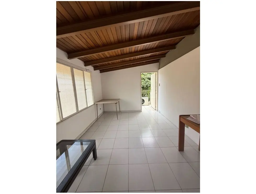Alquilo anexo para showrrom 180m2 Terrazas del Club Hipico 8992 - 21