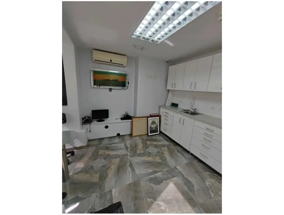 Vendo oficina 92m2 La Castellana 2869 - 14