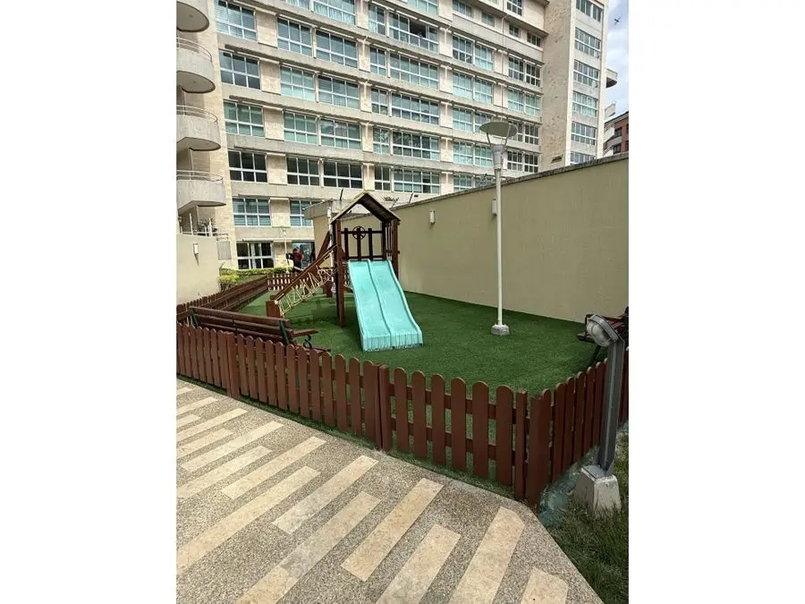 PENT HOUSE EN VENTA 374 M2 - URB LOMAS DE LAS MERCEDES - 12
