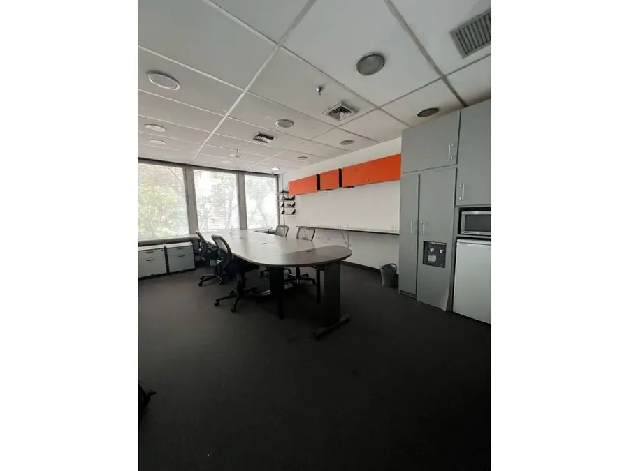 Se alquila oficina 33m2 Chacao 6365 - 6