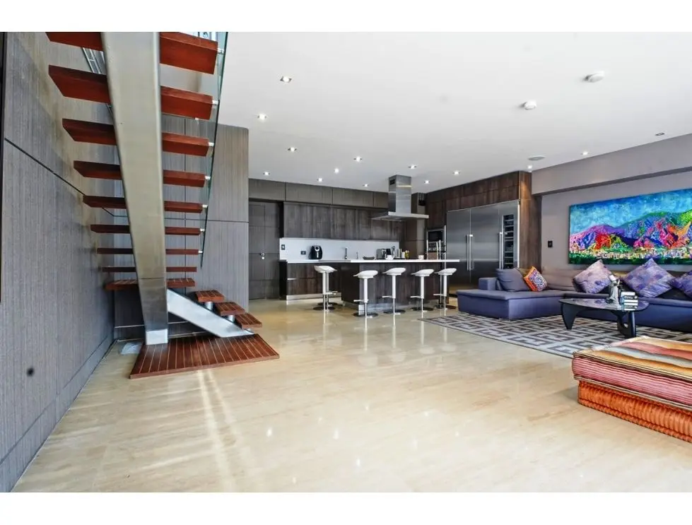 PENT-HOUSES - LAS MERCEDES - 240 Mts2 - 6