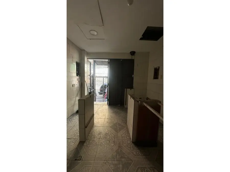Local Comercial en Alquiler Catia - 6