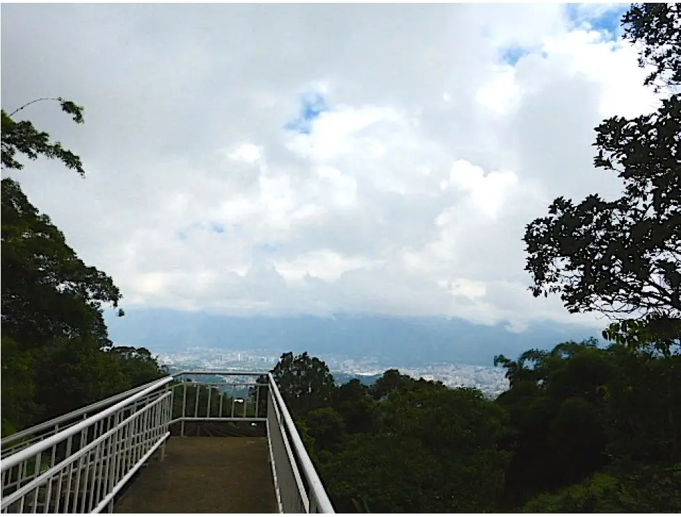 Se vende casa 370m2 Alto Hatillo 1987 - 18