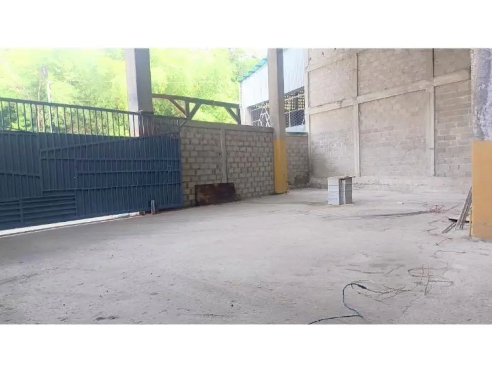 Alquilo galpón 300m2 Guayabal-Guarenas 4733 - 2
