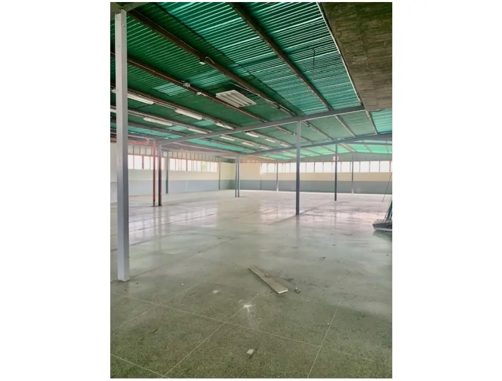 Galpon en Alquiler (Piso Industrial) El Marques 1.330m (YG) - 11