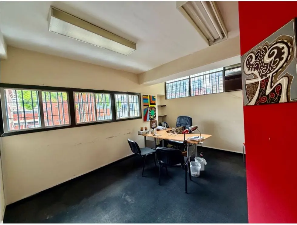 Se alquila / vende oficina + deposito 220m2 La Urbina - 8