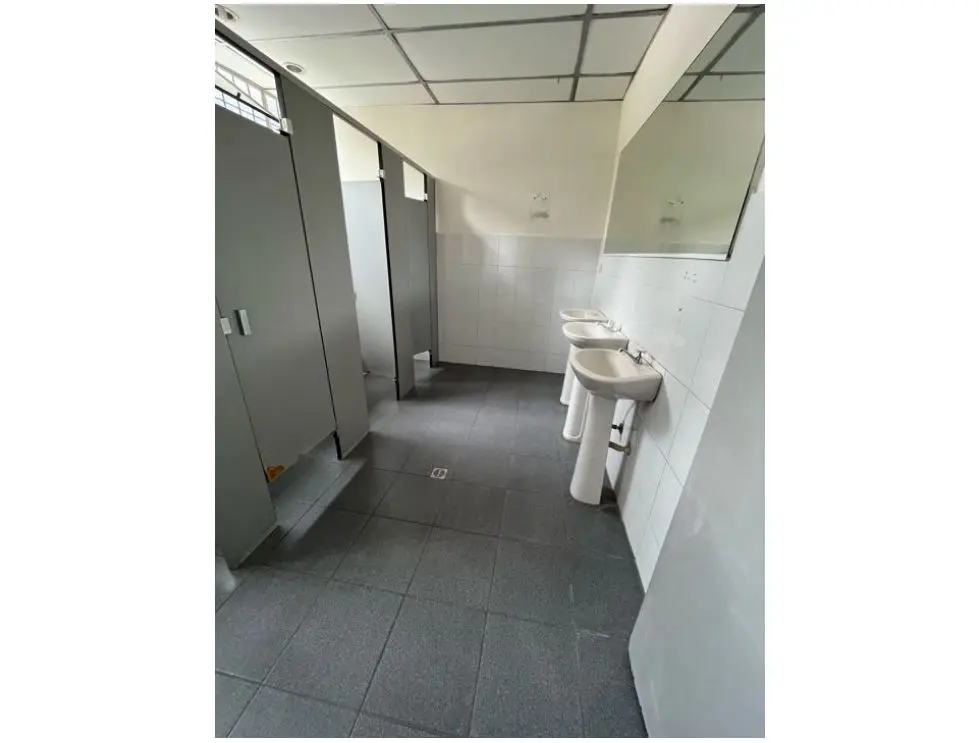 Se vende/Alquila edificio industrial 3.200m2 Boleita Sur 1881 - 16