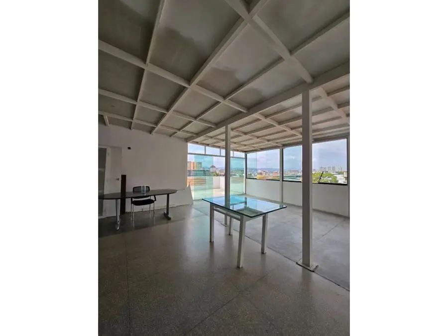 EDIFICIO INDUSTRIAL EN VENTA 1.938 M2 - BOLEITA NORTE - 24