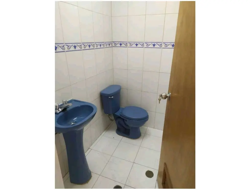 Vendo/alquilo edificio comercial 255m2 Chacao 9297 - 5