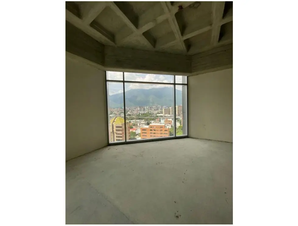 OFICINAS EN VENTA DESDE 130 M2 - URB. LAS MERCEDES - 18