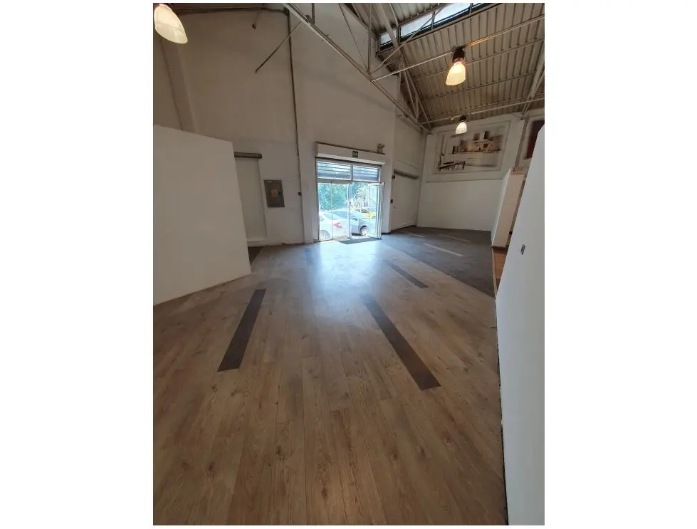 Venta de excelente Galpón en Chacao 308m2 - 5