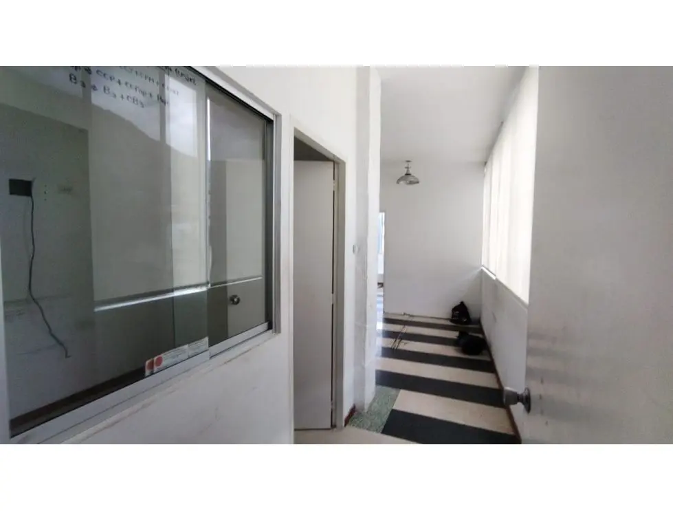 Se vende/alquila casa 1000m² Altamira - 24