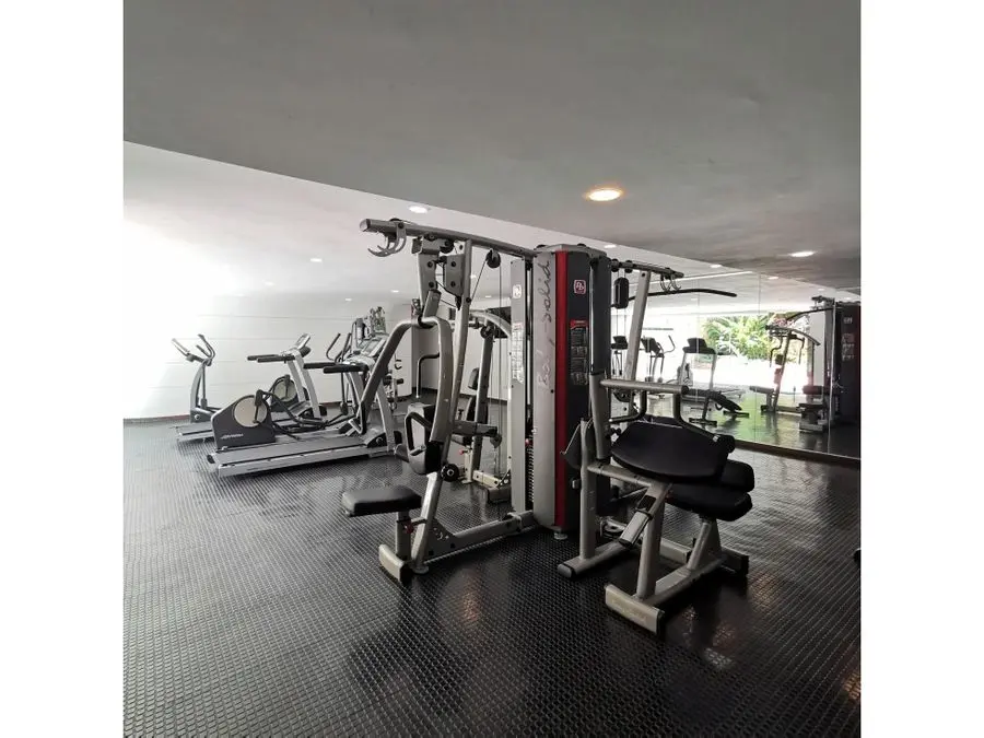 Alquilo Apartamento en Campo Alegre $8.000 - 2