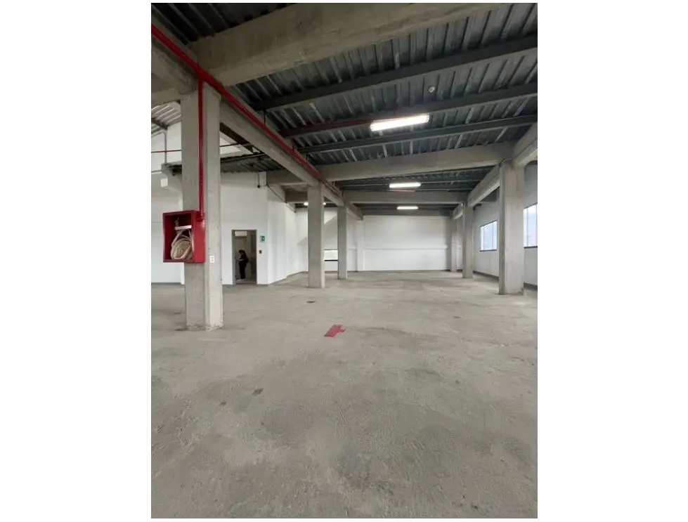 Se alquila galpón 650m2 Mariches 7821 - 9