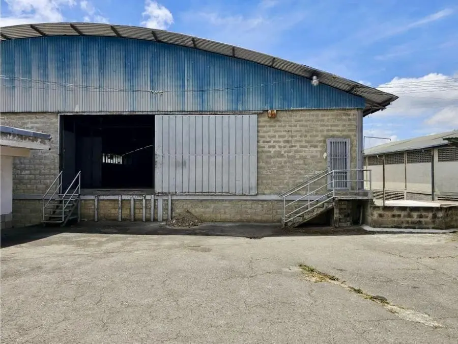 Vendo galpón industrial 3.900m2 Zona Industrial de Carrizal 4786 - 2