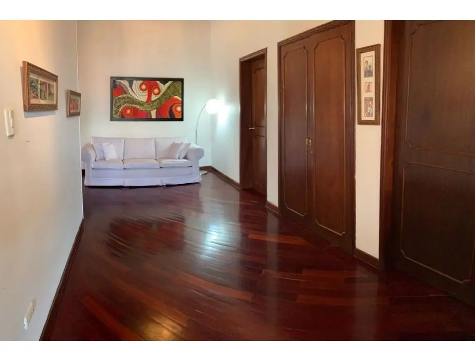 Vende/alquila Casa 500m2 Lomas de la Lagunita 3038 - 10