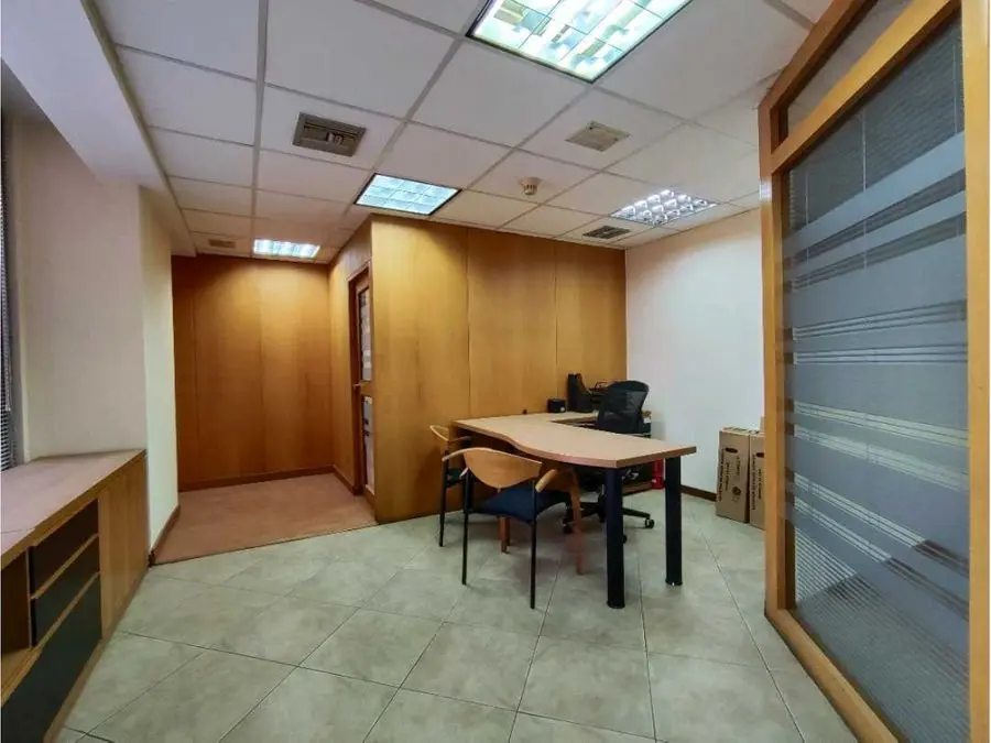 Se vende oficina 270m2 Chacao 1499 - 6