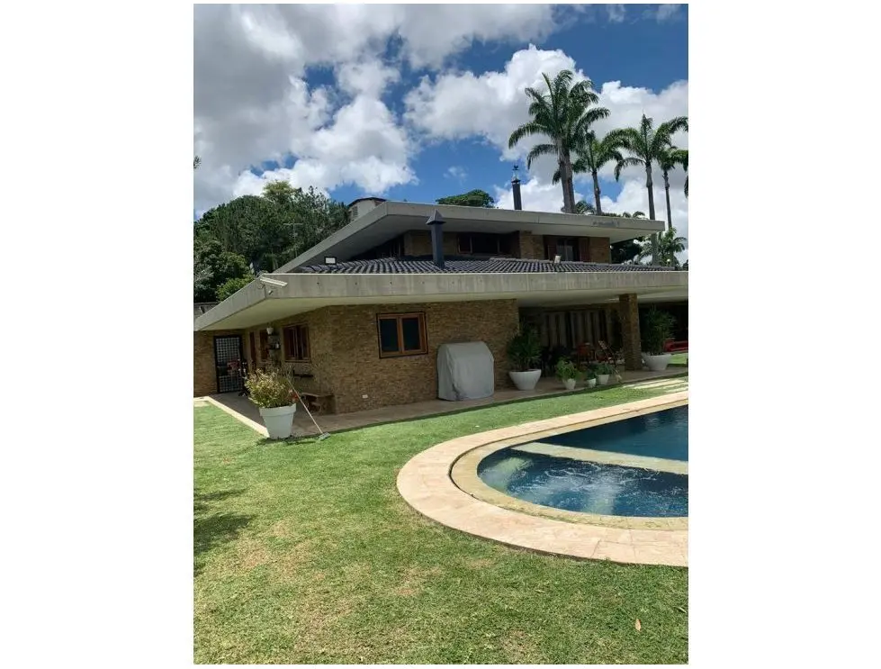 Se vende casa 780m2 7h/7b/8p Cerro Verde 6472 - 13
