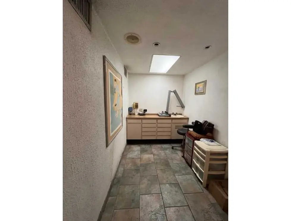 Se vende consultorio odontológico 68m2 La Campiña 6925 - 14