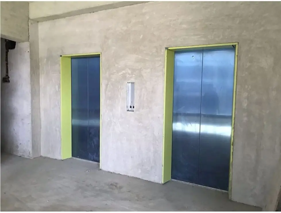 Vendo edificio comercial 3107m2 Las Mercedes 9606 - 5