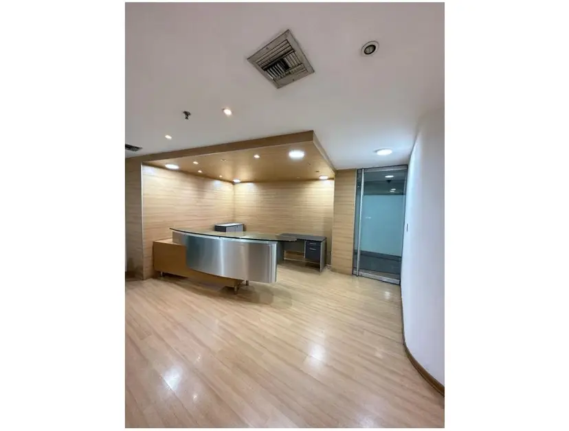 OFICINA EN ALQUILER 500 M2 - CHACAO
