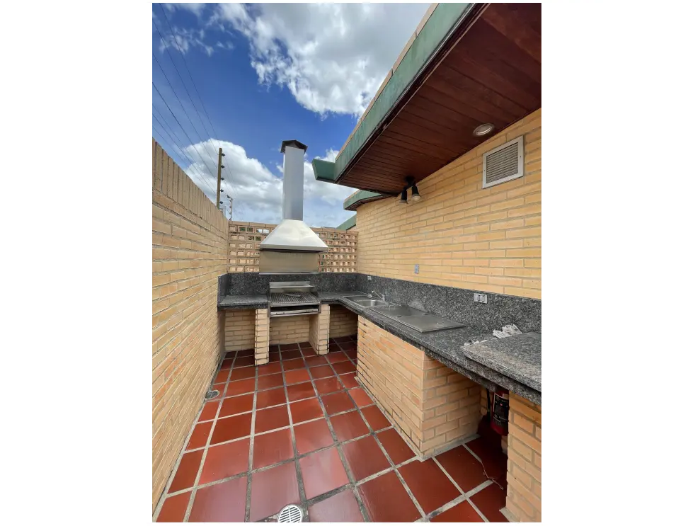 En venta edificio de 1490m2/10b/10p Los Chaguaramos - 37