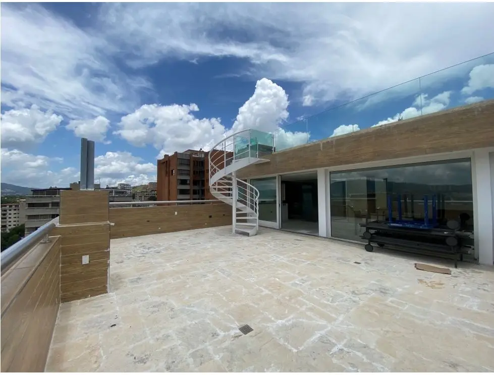 Vendo/alquilo PH 490m2 Colinas de Valle Arriba 4281 - 29