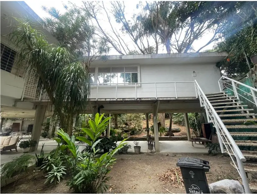 Se alquila anexo 400m² 3h/3b/2p Altamira