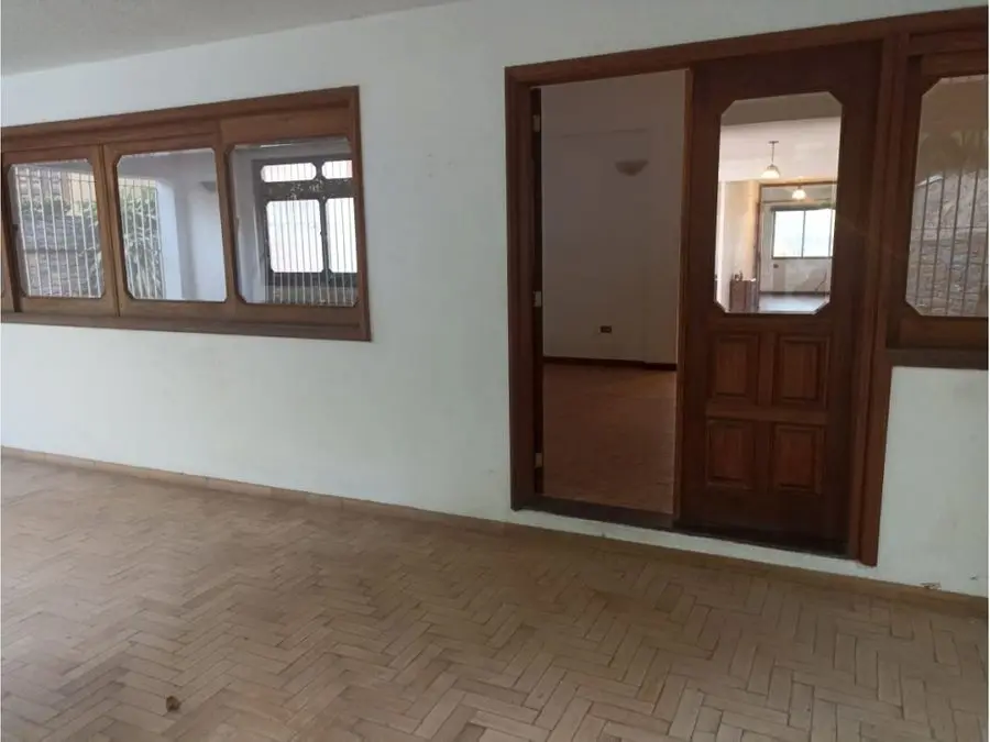 Se vende casa 400m2 Prados del Este 5633 - 11