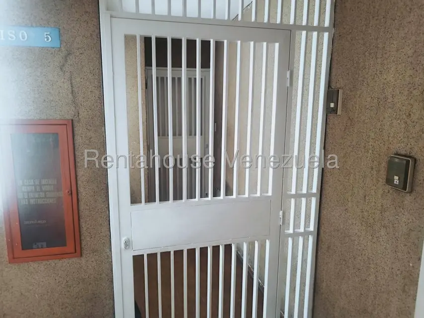 Apartamento (1 Nivel) en Venta en Bello Monte, Distrito Metropolitano - 4