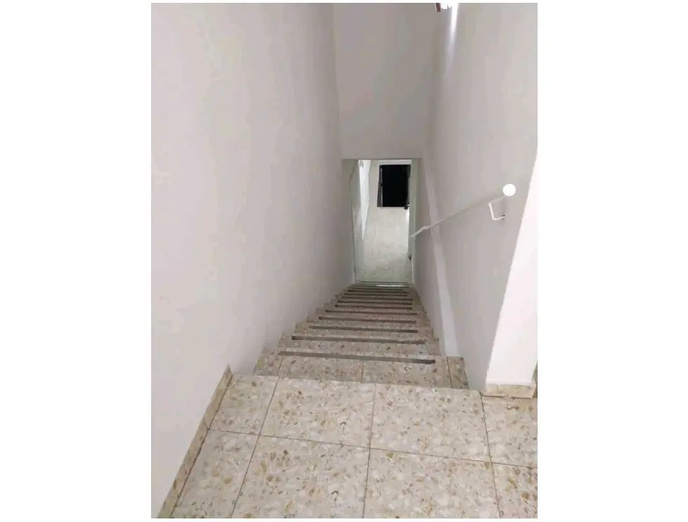 Vendo/alquilo edificio comercial 255m2 Chacao 9297 - 13