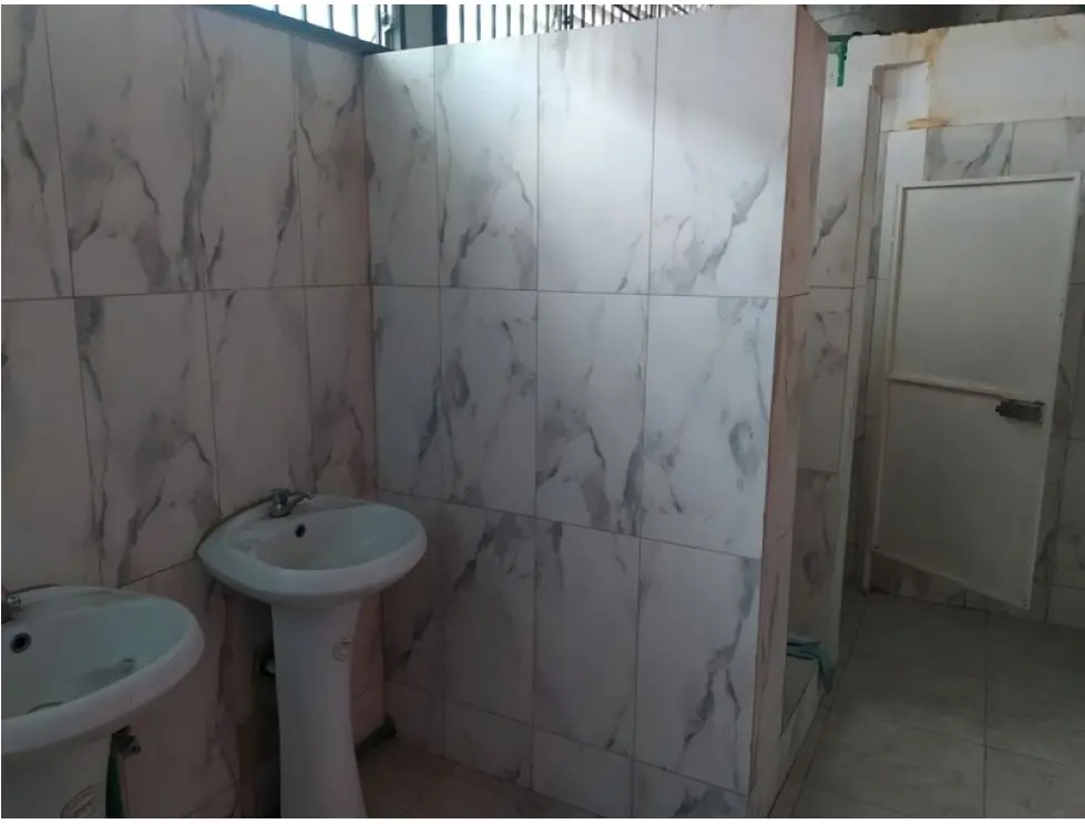 AMPLIO LOCAL EN ALQUILER EN BOLEÍTA SUR 1.177m2 - 11