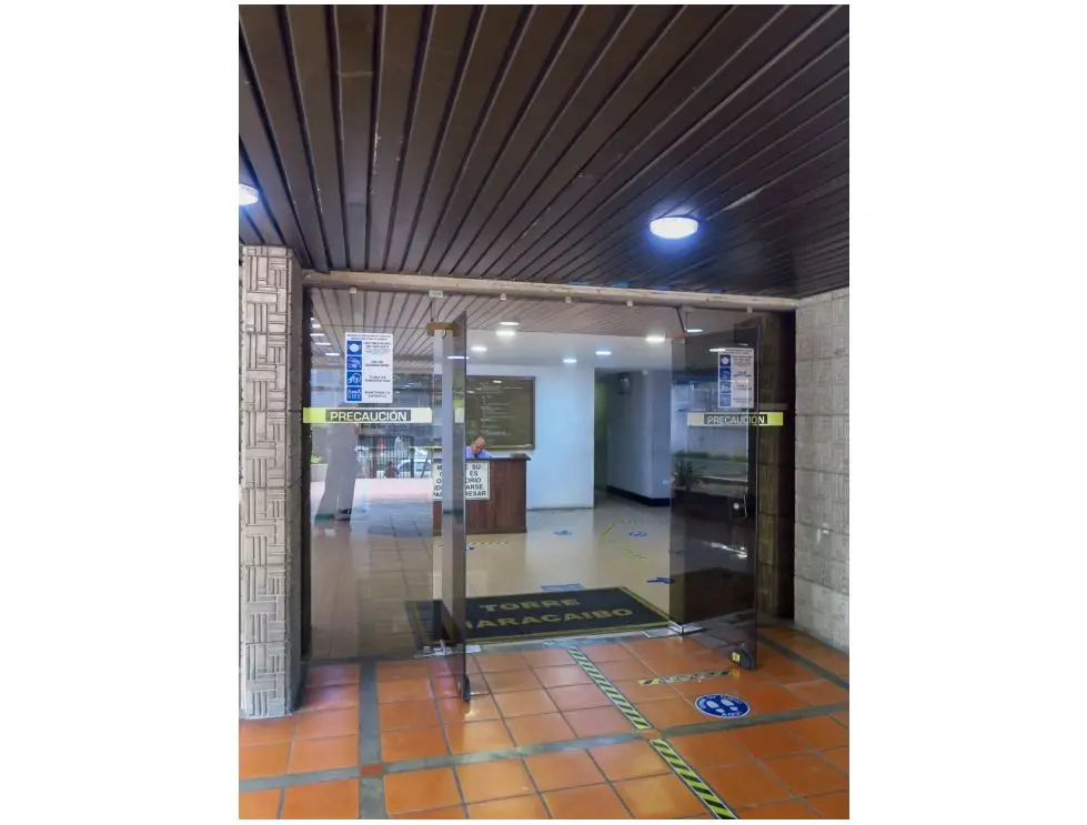 Consultorios en alquiler en Torre Maracaibo, Av. Libertador - 5