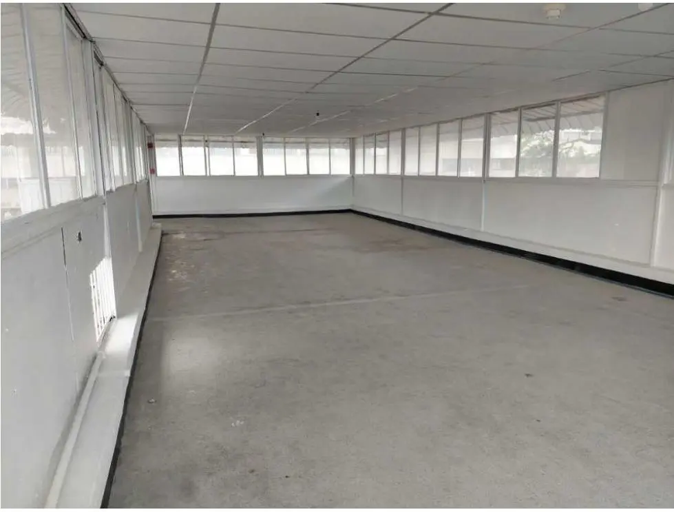 Alquilo local 100m2 Los Dos Caminos 4752 - 9