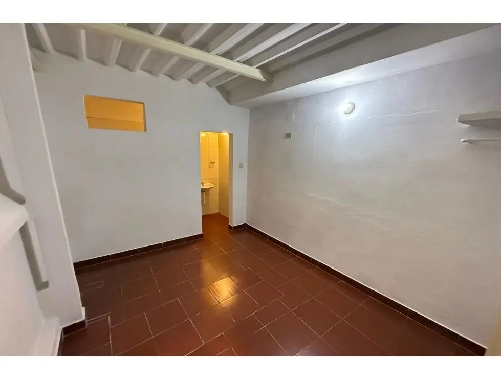 Alquiler de Habitación Parroquia Santa Rosalía 158020KR - 4
