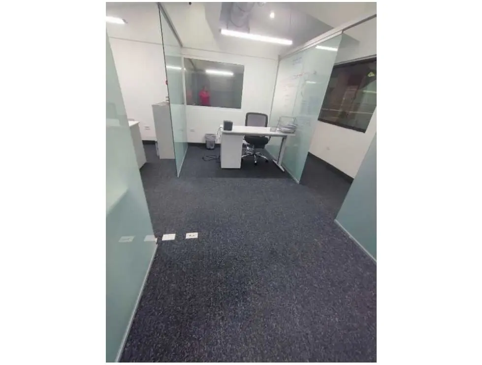 Se vende/alquila local comercial 1006m2 Chuao 1716 - 14