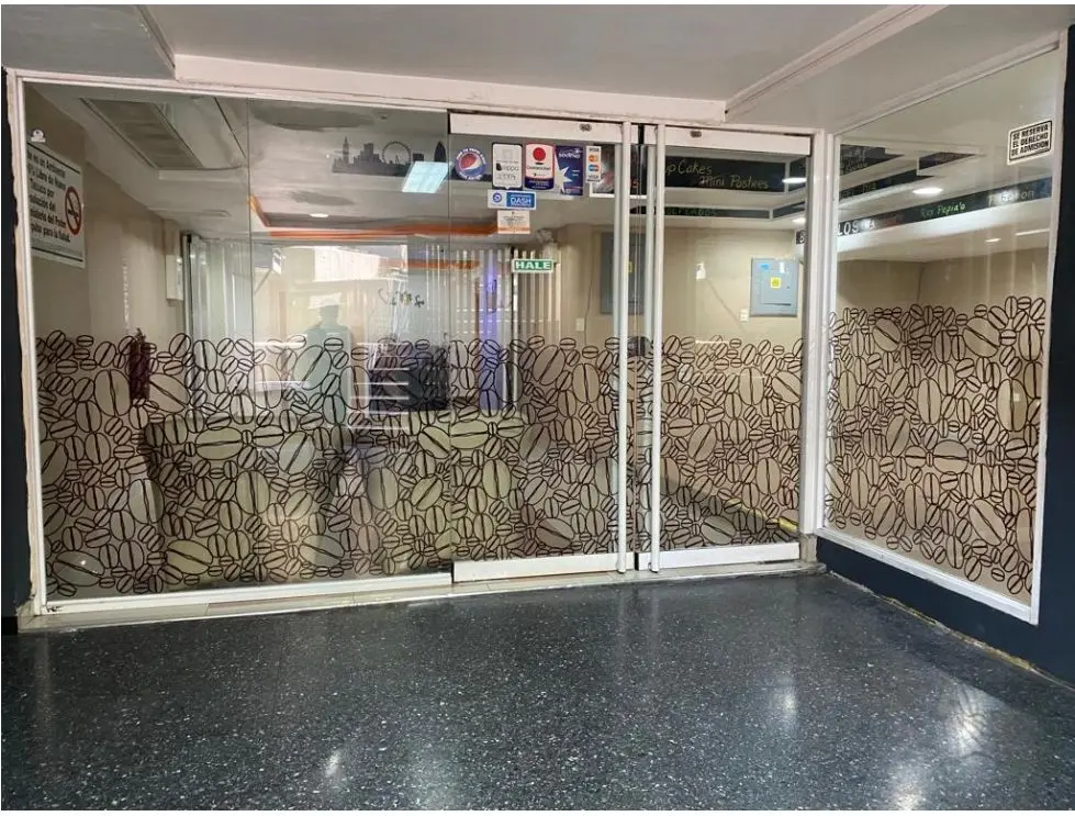 Se vende Local Comercial 260 m² en Chacao - 2