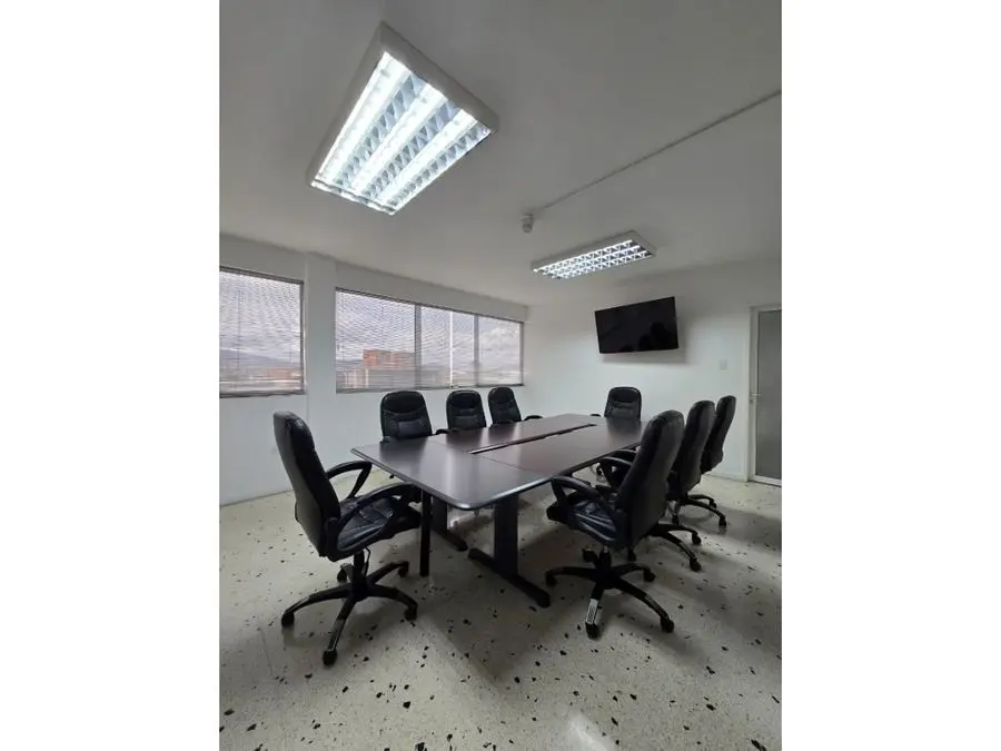 EDIFICIO INDUSTRIAL EN VENTA 1.938 M2 - BOLEITA NORTE - 9