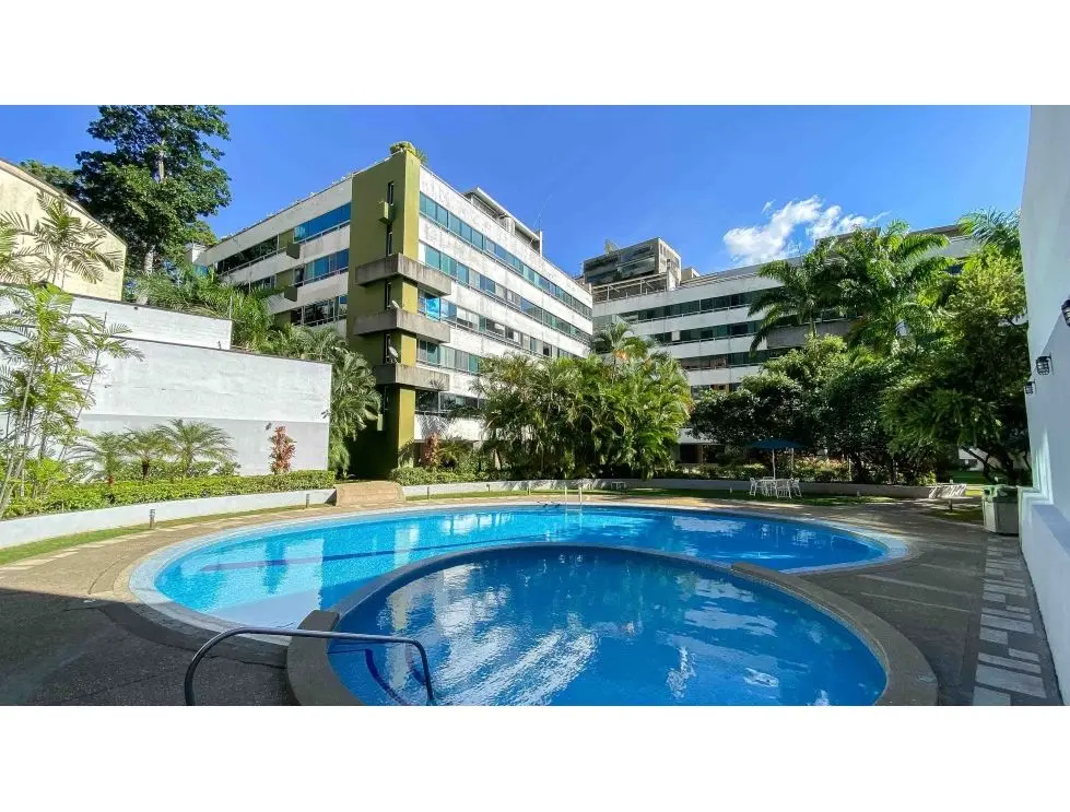 PENTHOUSE AMOBLADO DE LUJO EN LOS PALOS GRANDES TRIPLEX DE 660 M2