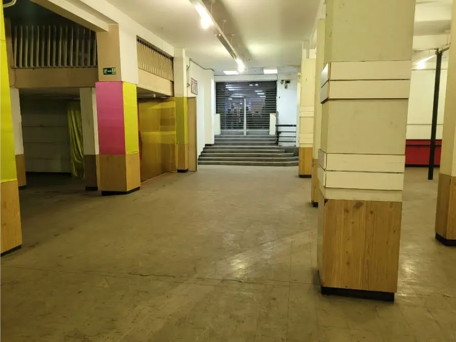 Vendo local 10.000m2 Capitolio 8736 - 3