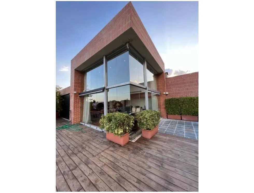 Se vende PH 600m2 Sebucan 1516