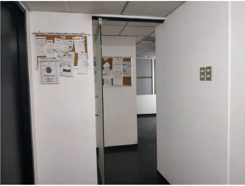 Vendo oficina 280m2 El Rosal 5787 - 13