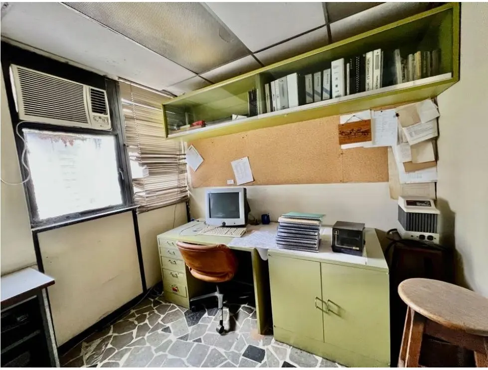 Se vende oficina 240m2 4B La Carlota - 12